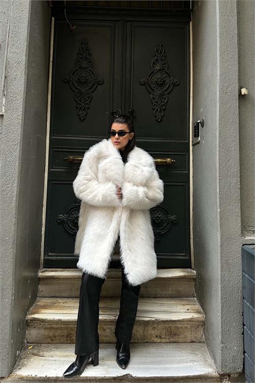 Kadın Ekru Astarlı Düğmeli Oversize Kürk Kaban HSZ002 