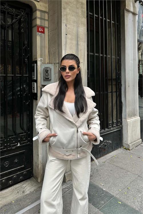 Kadın Bej Kemerli Fermuarlı Kürk Detaylı Süet Mont HSZ007 